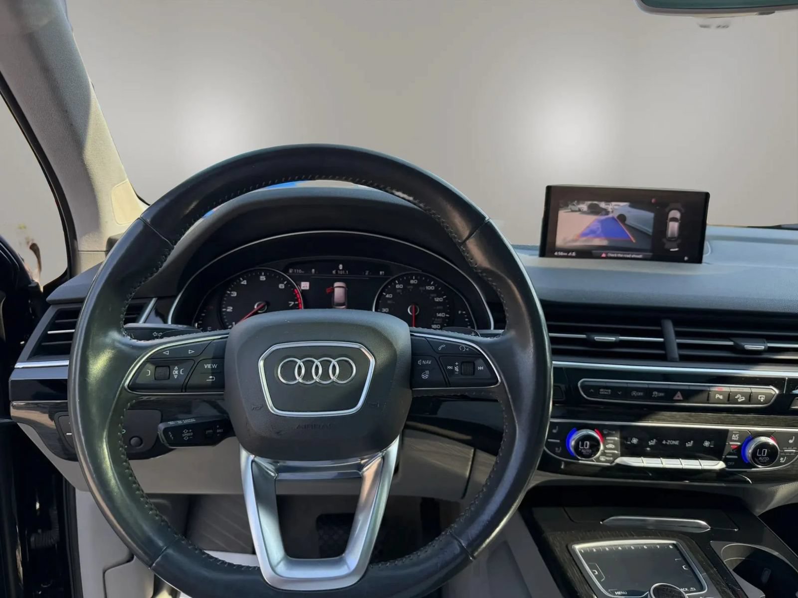 Used 2017 Audi Q7 3.0T Premium Plus w/ Premium Plus Package AWD/4WD image 12