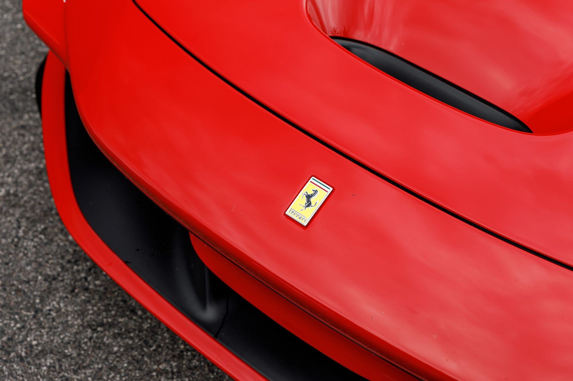Used 2022 Ferrari F8 Tributo RWD image 52