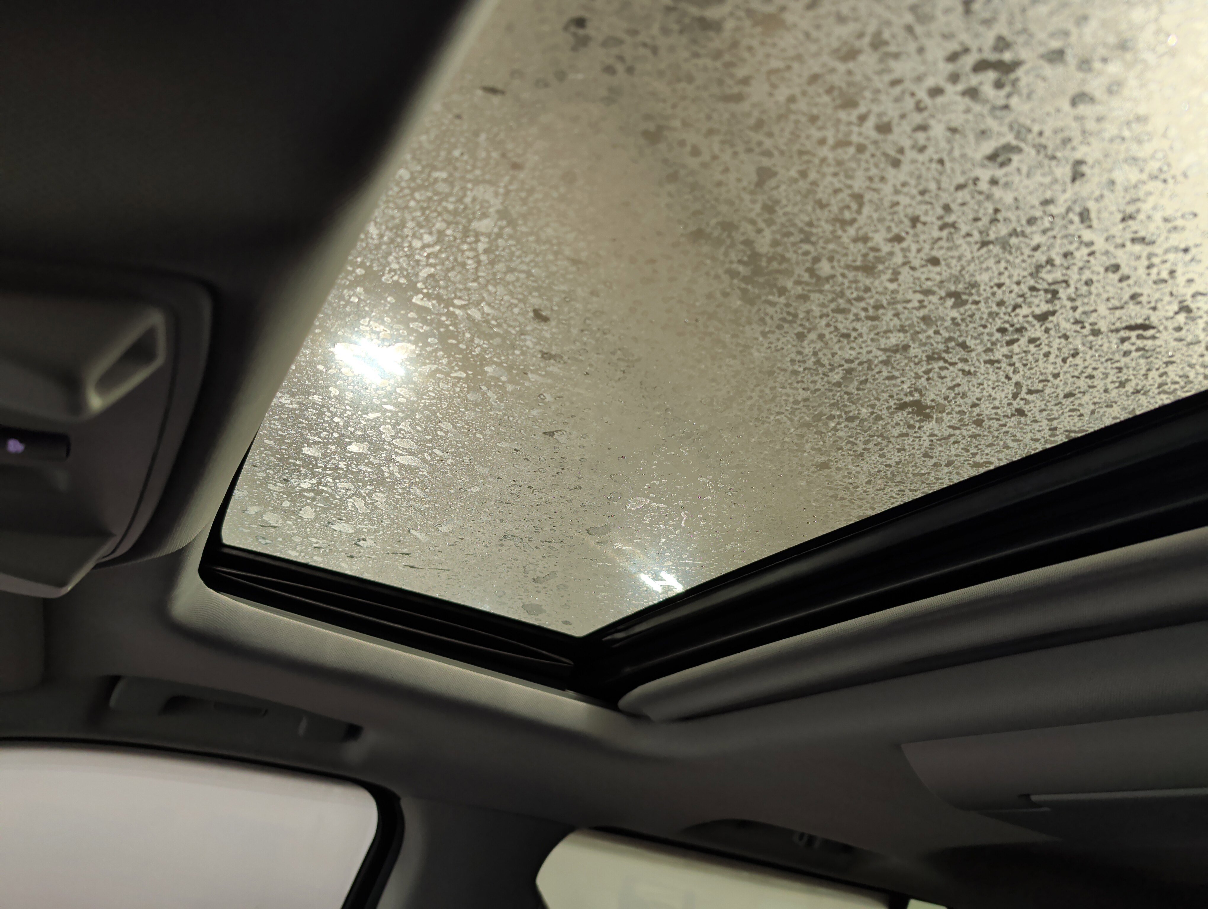 Used 2019 Cadillac Escalade ESV Premium Luxury image 13