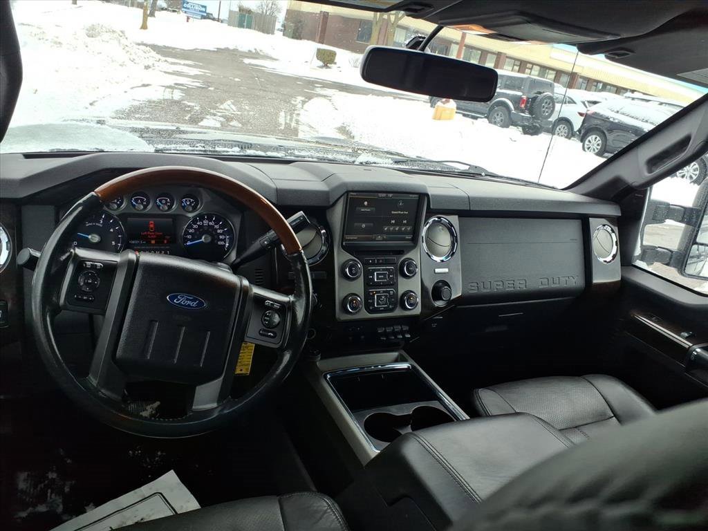 Used 2016 Ford F350 Platinum w/ Snow Plow Prep Package image 9