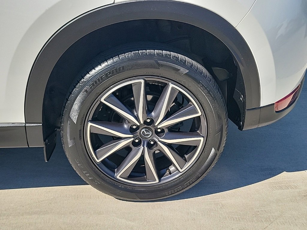 Used 2018 MAZDA CX-5 Touring w/ Preferred Equipment Package image 4