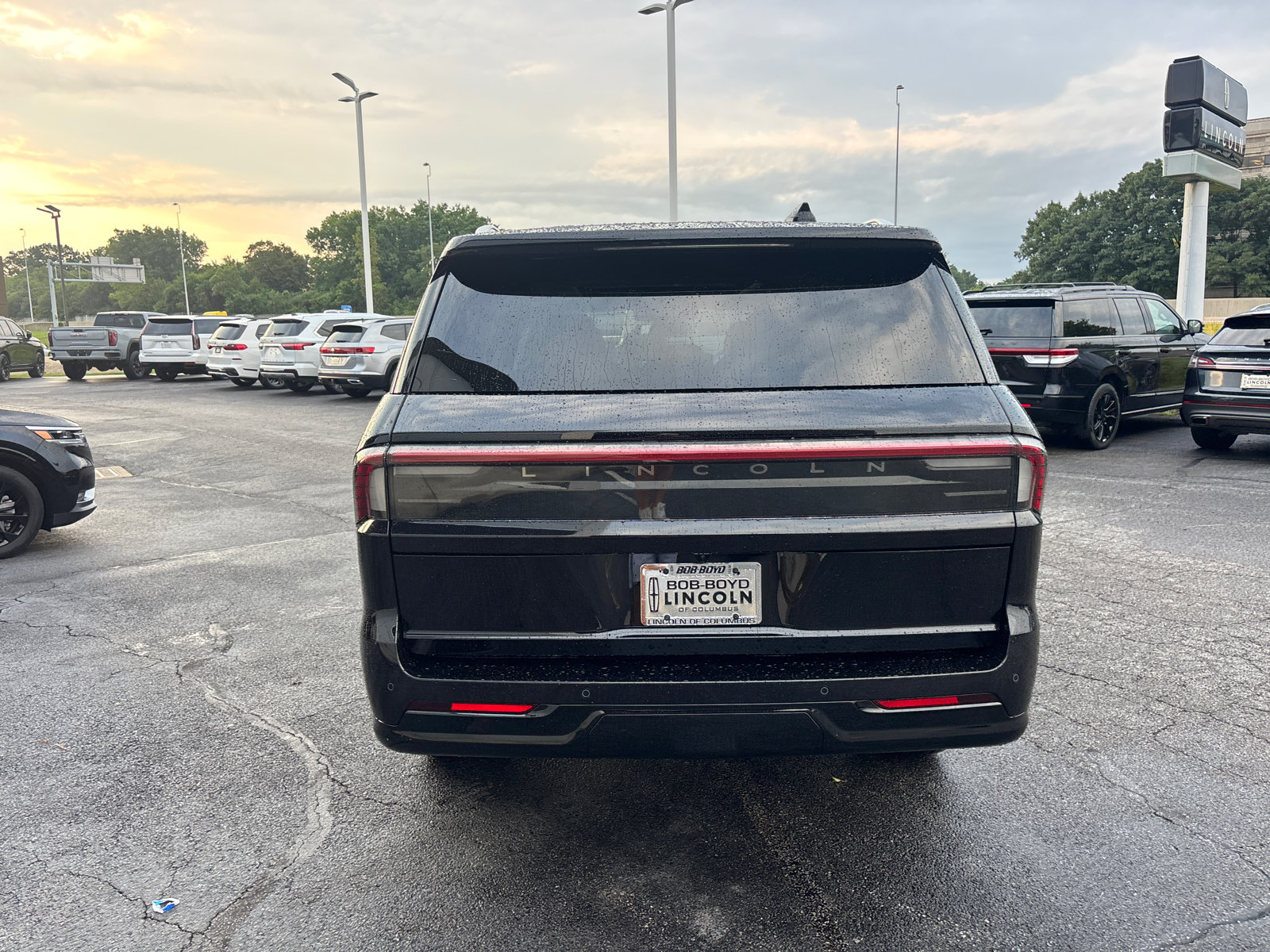 New 2027 Lincoln Navigator L Reserve AWD/4WD image 6