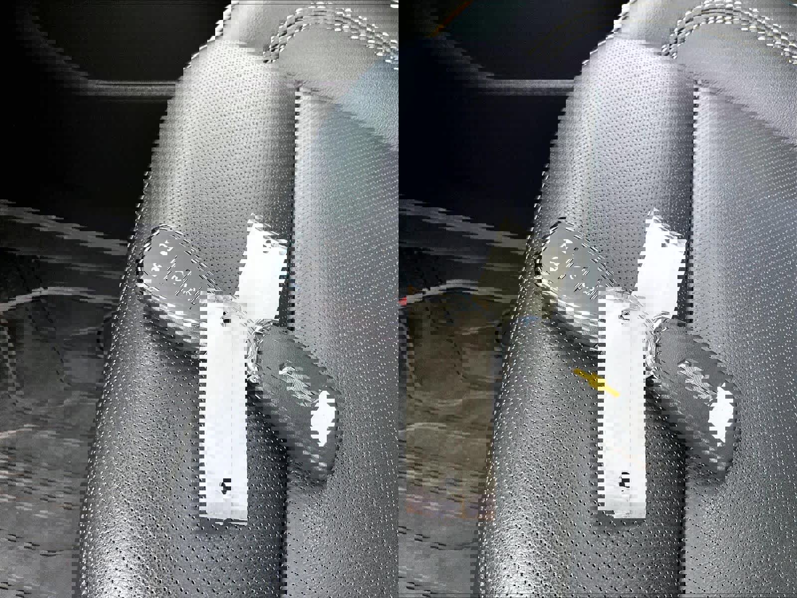 Used 2023 Chevrolet Traverse Premier w/ LPO, Floor Liner Package AWD/4WD image 31