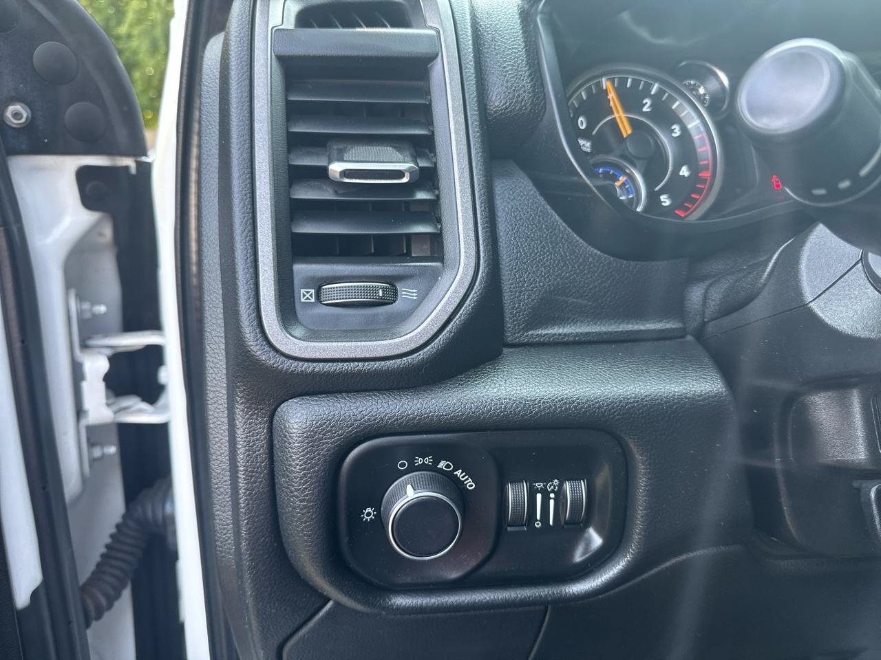 Used 2019 RAM 5500 Tradesman w/ Ambulance Prep Group AWD/4WD image 24