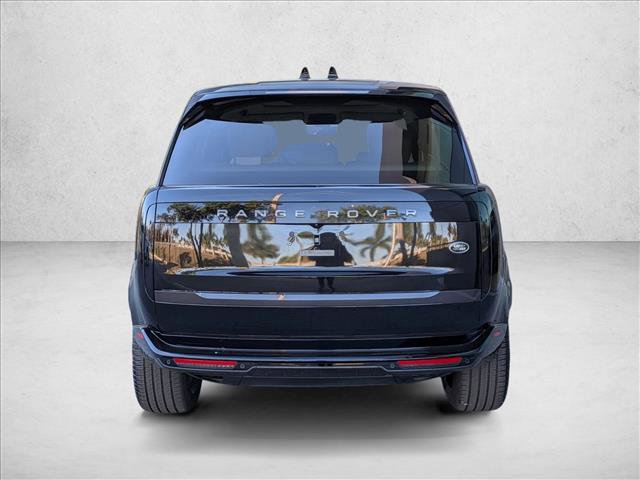 Used 2023 Land Rover Range Rover SE image 7
