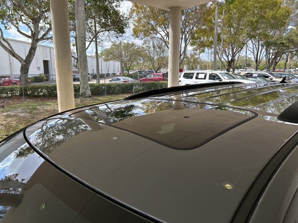 Used 2023 Dodge Durango GT image 15