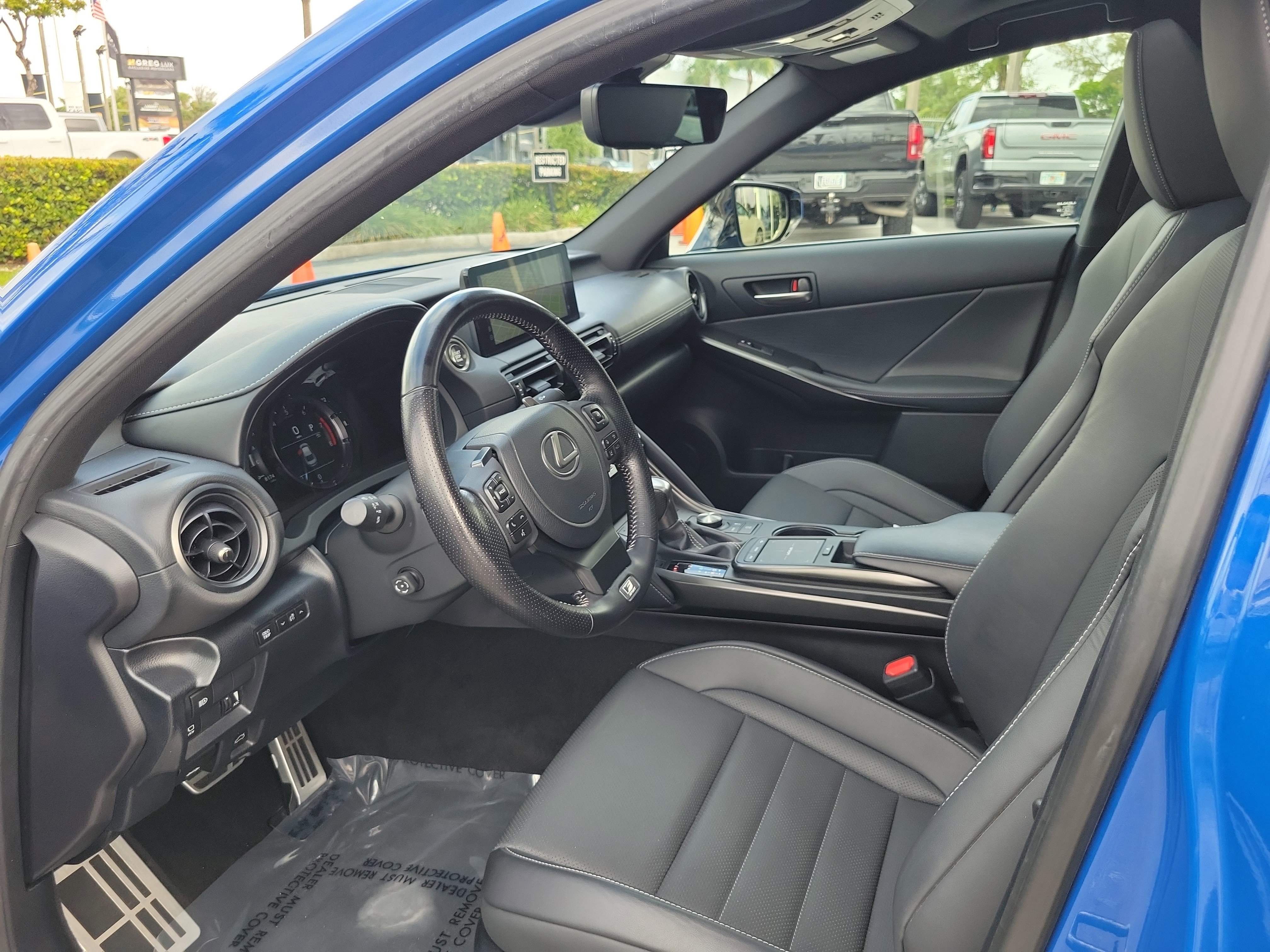 Used 2023 Lexus IS 350 F Sport w/ Navigation Package RWD image 13