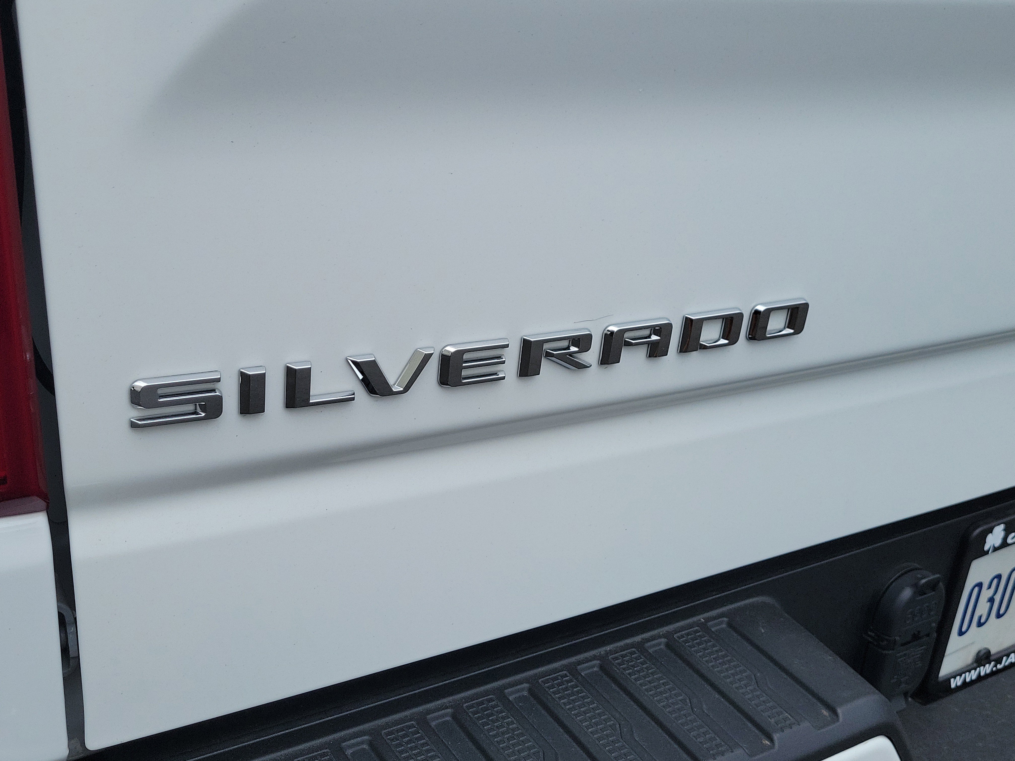 Used 2025 Chevrolet Silverado 1500 RST w/ Convenience Package II AWD/4WD image 7