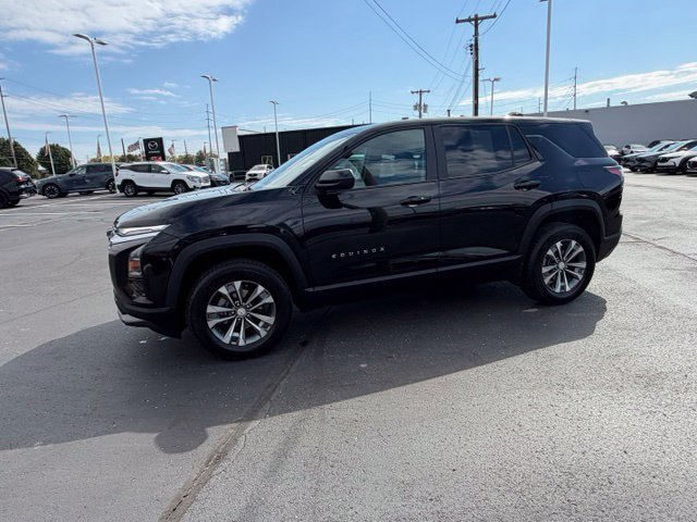 Used 2026 Chevrolet Equinox LT AWD/4WD image 14