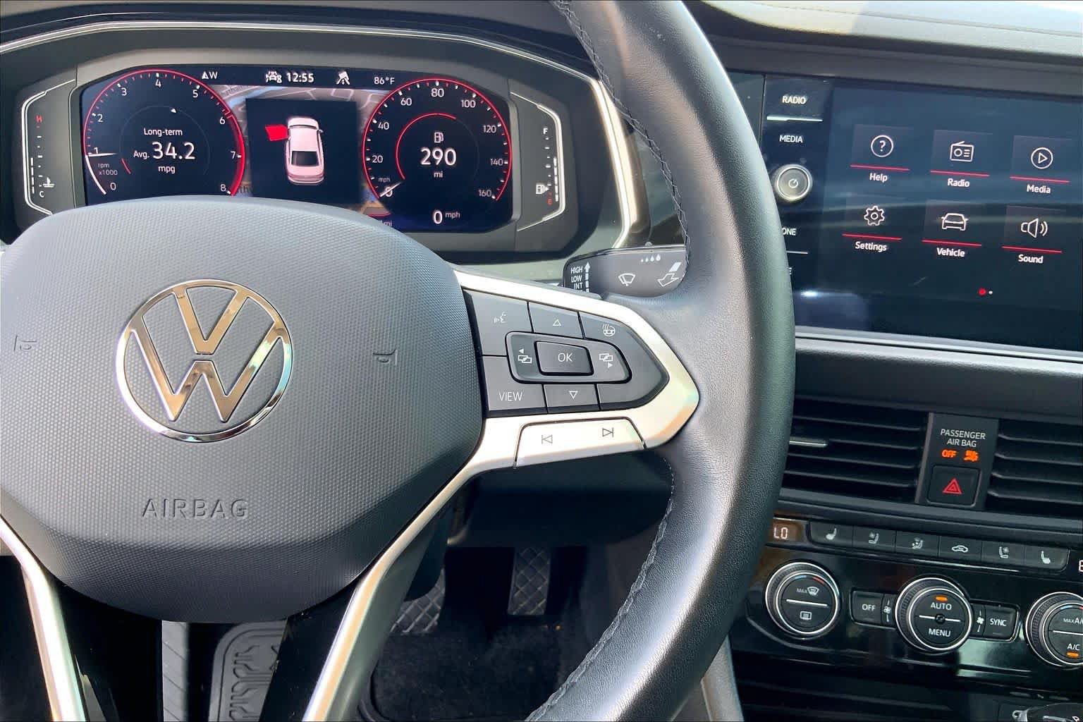 Used 2024 Volkswagen Jetta SEL FWD image 25