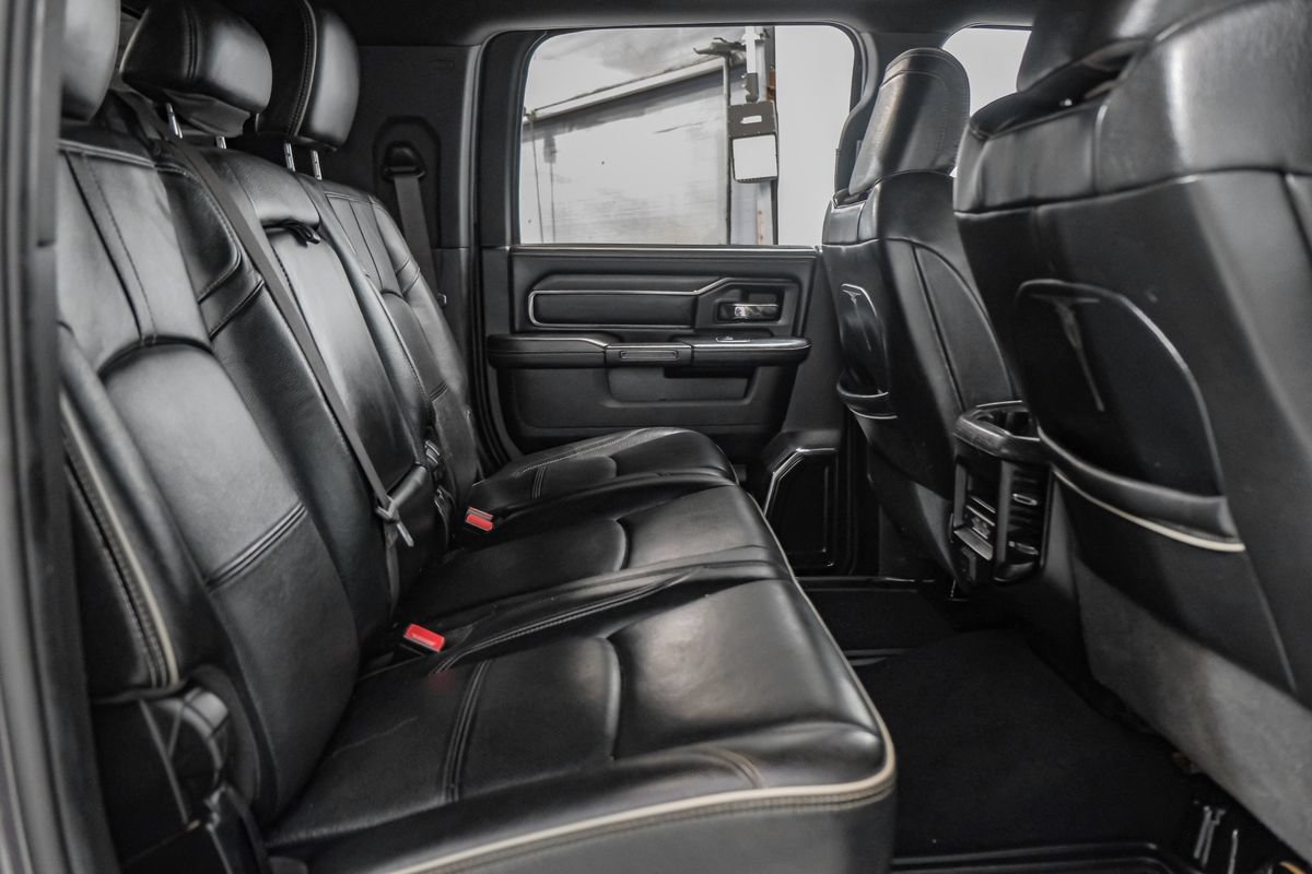 Used 2022 RAM 3500 Limited AWD/4WD image 35