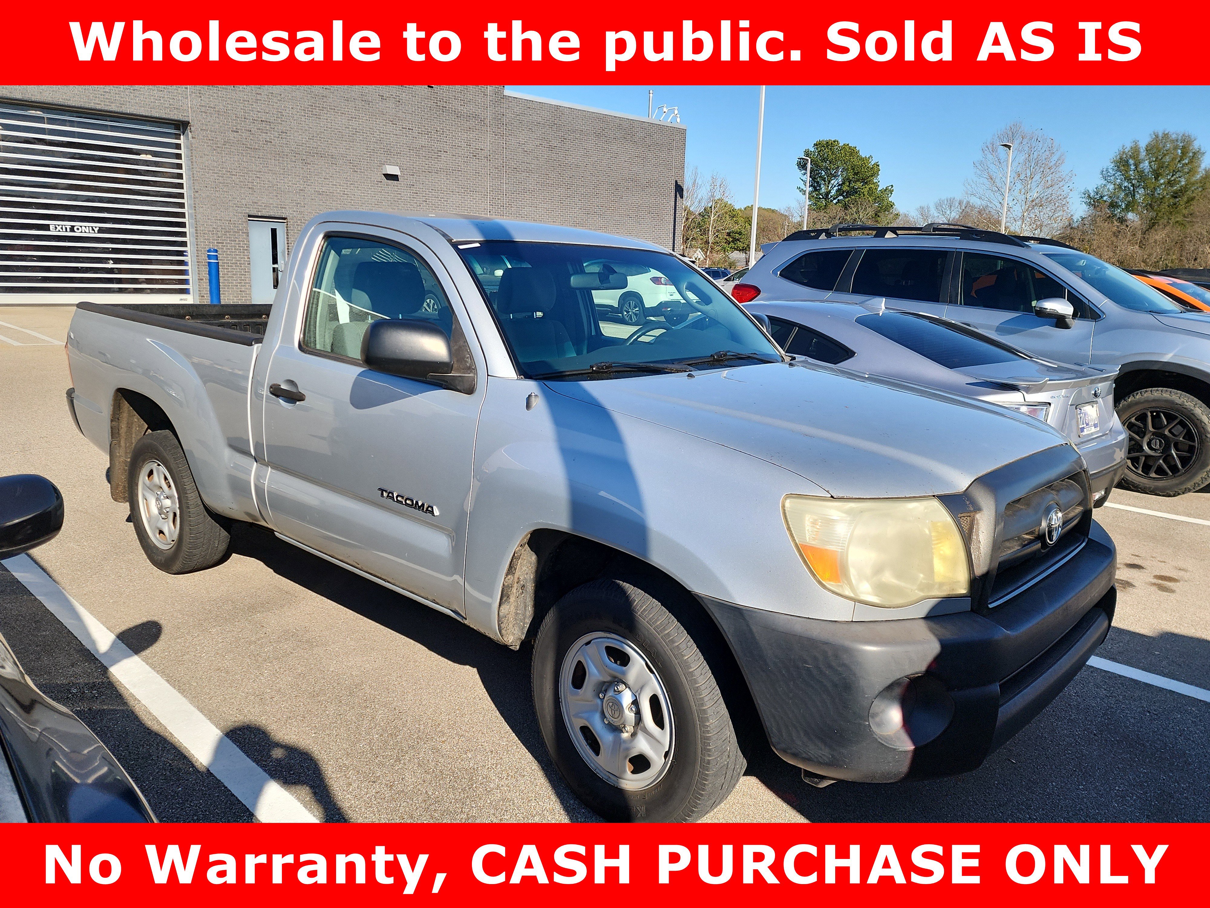Used 2005 Toyota Tacoma 2WD Regular Cab image 2