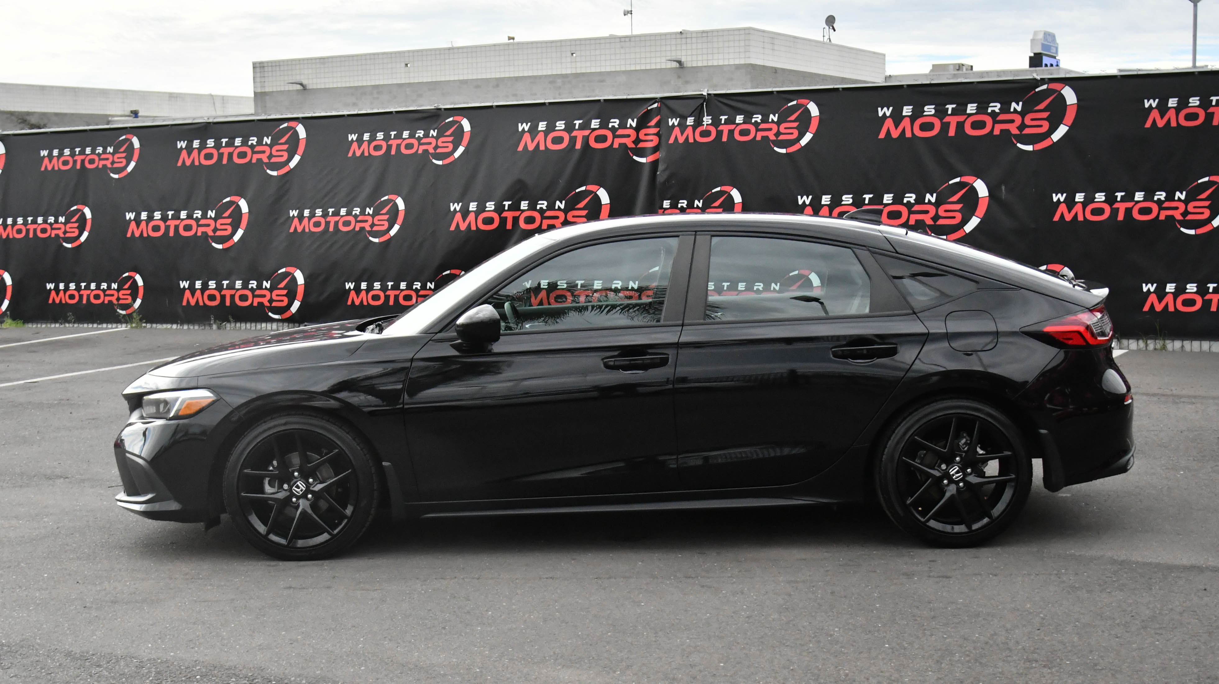 Used 2024 Honda Civic Sport image 4