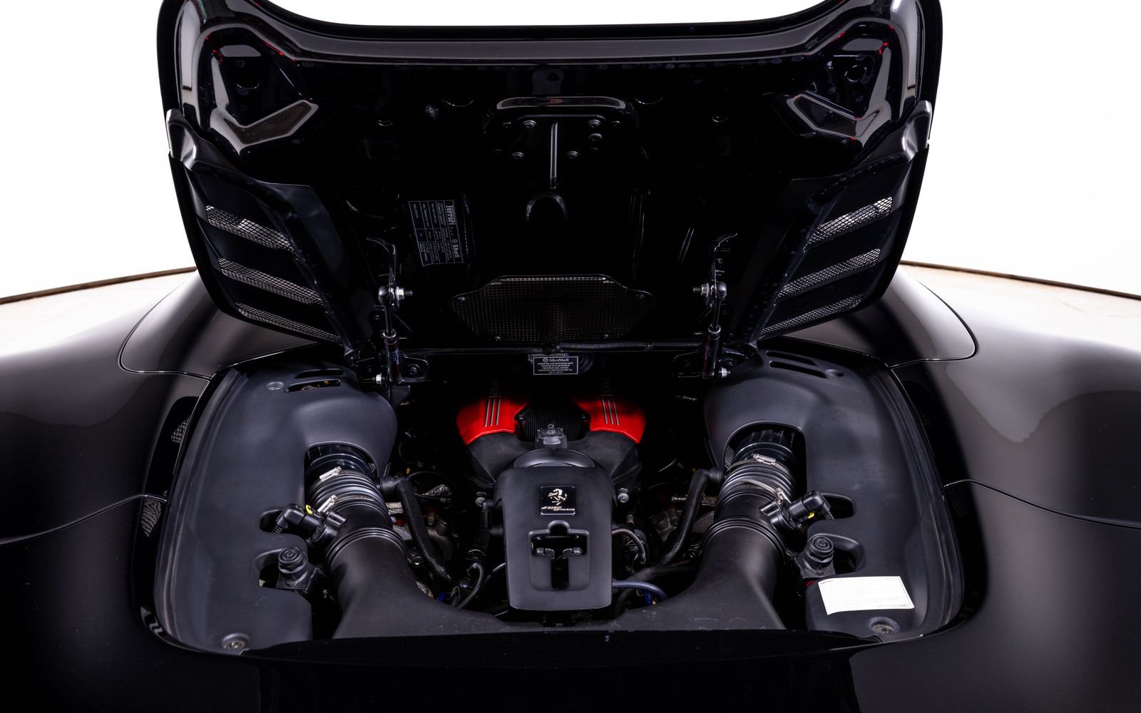 Used 2018 Ferrari 488 Spider RWD image 14