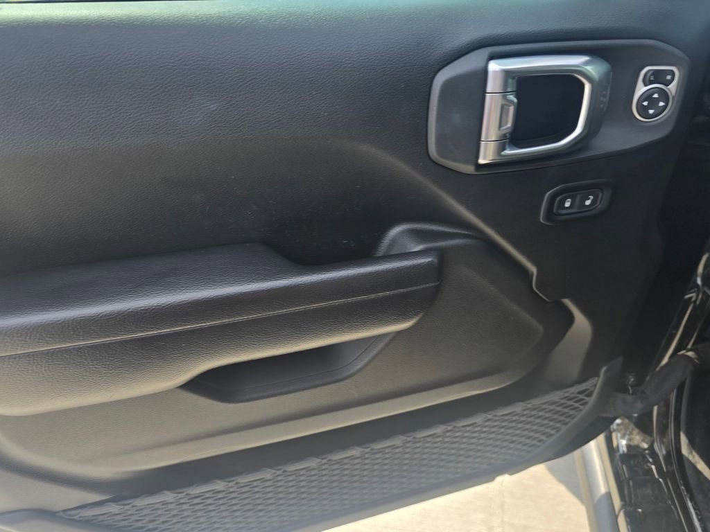 Used 2023 Jeep Gladiator Willys image 22