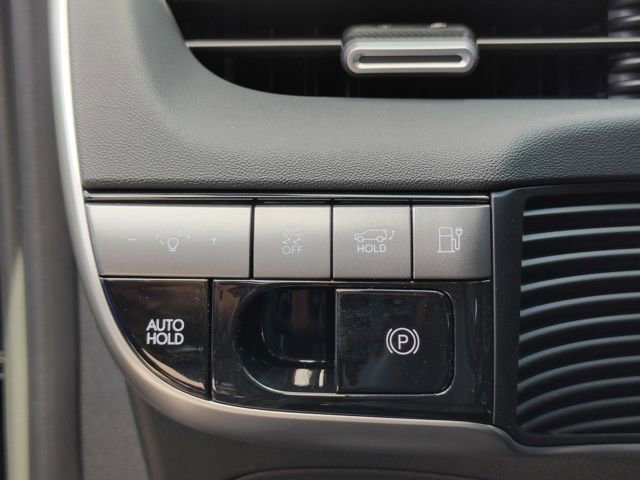 New 2025 Hyundai Ioniq 5 SEL RWD image 10