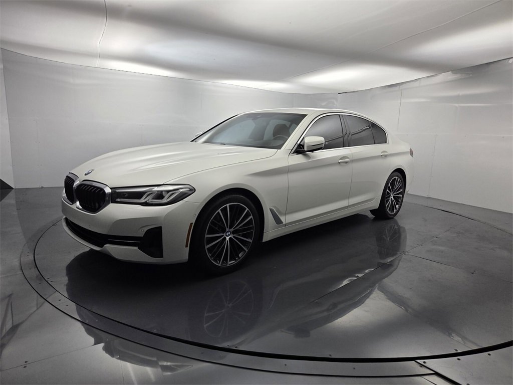 Used 2021 BMW 530i w/ Premium Package image 5