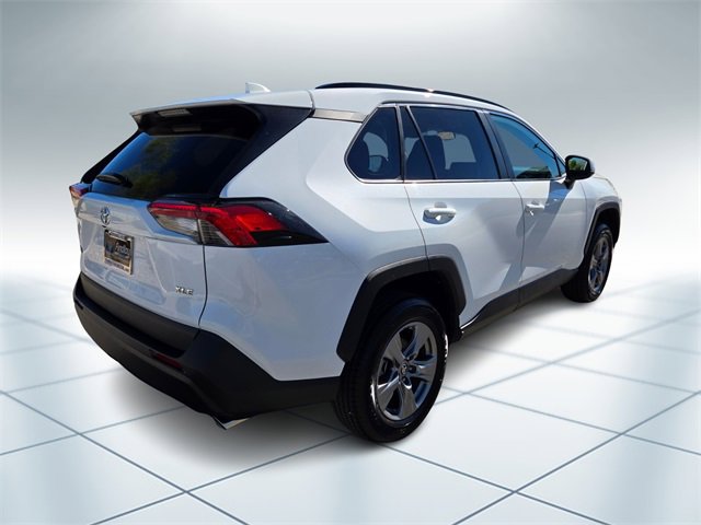 Used 2024 Toyota RAV4 XLE image 4