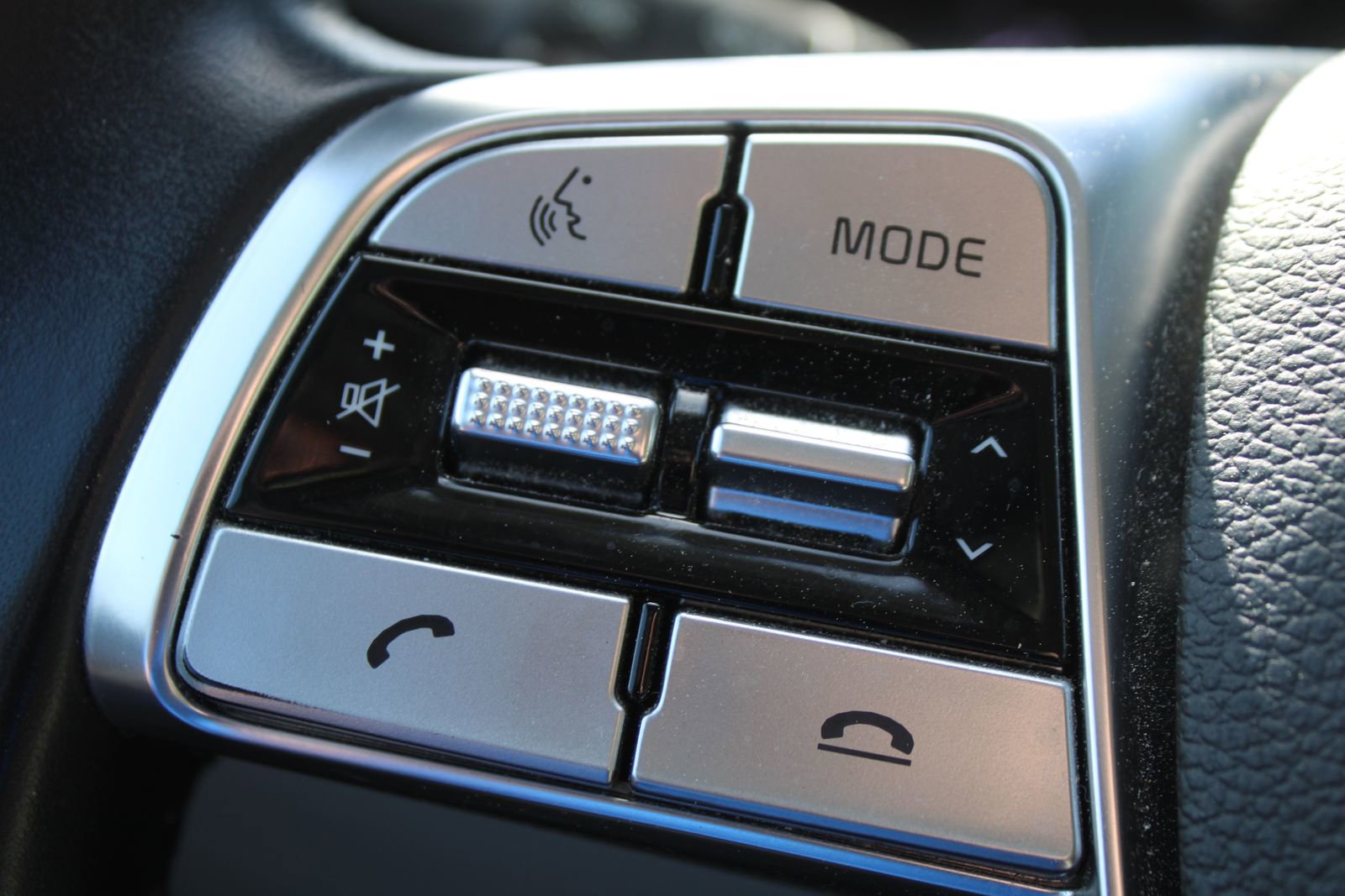 Certified 2020 Kia Telluride S image 27