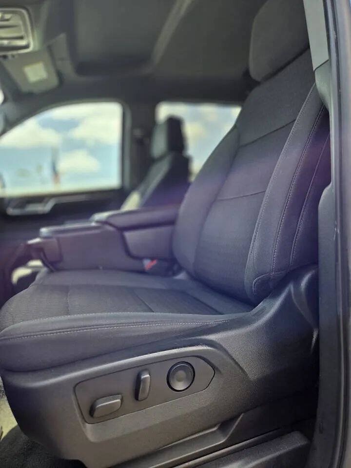 Used 2022 Chevrolet Silverado 1500 LT RWD image 36
