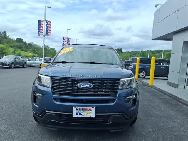 Used 2019 Ford Explorer Sport w/ Equipment Group 401A AWD/4WD image 3