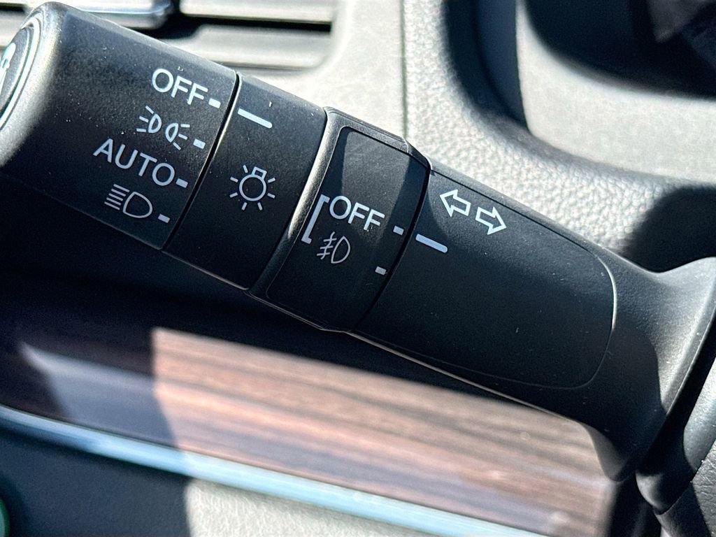 Used 2015 Honda CR-V Touring image 13