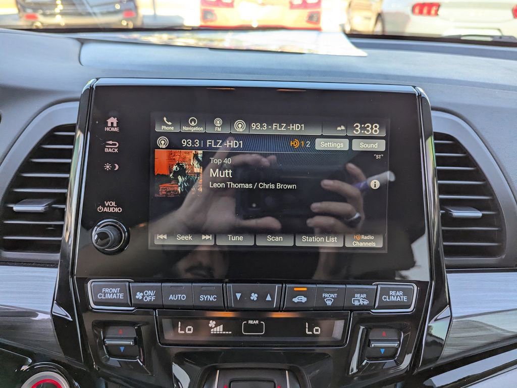 Used 2024 Honda Odyssey Elite image 21