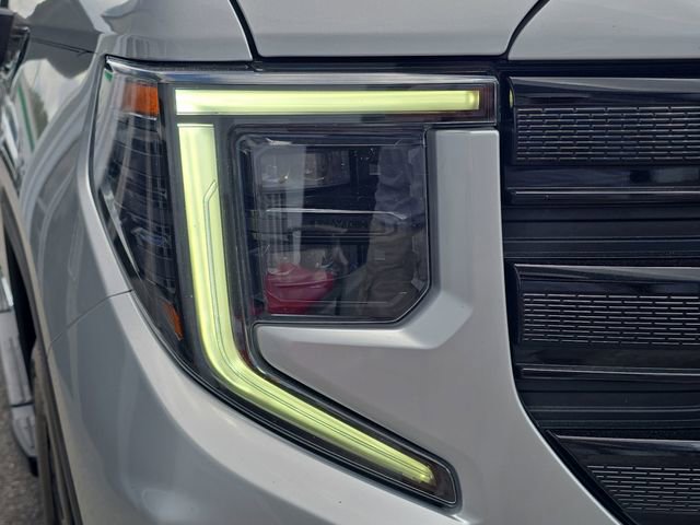 Certified 2022 GMC Sierra 1500 Elevation w/ LPO, Elevation Black Package RWD image 10