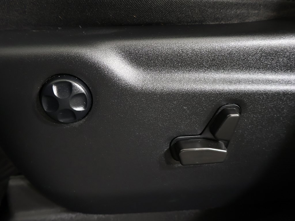 Used 2021 Jeep Grand Cherokee Limited image 34