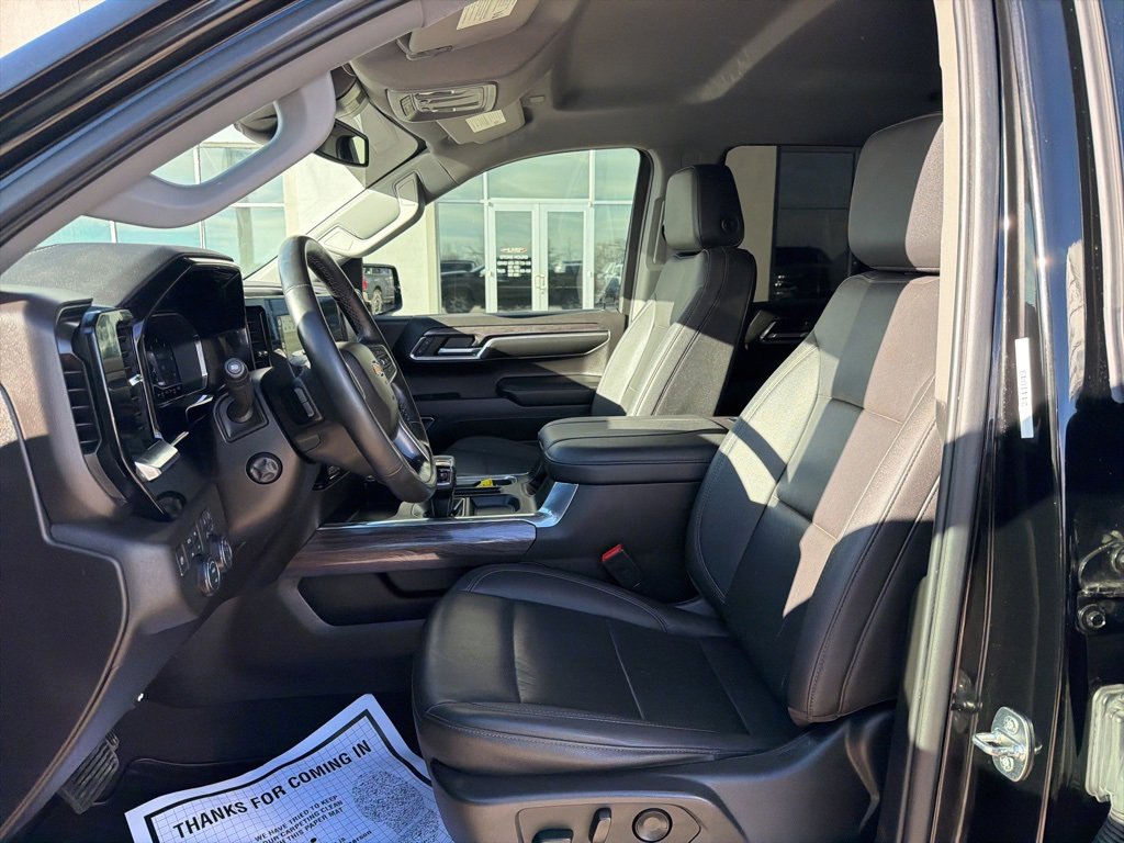 Used 2024 Chevrolet Silverado 1500 LTZ w/ Z71 Off-Road Package image 9
