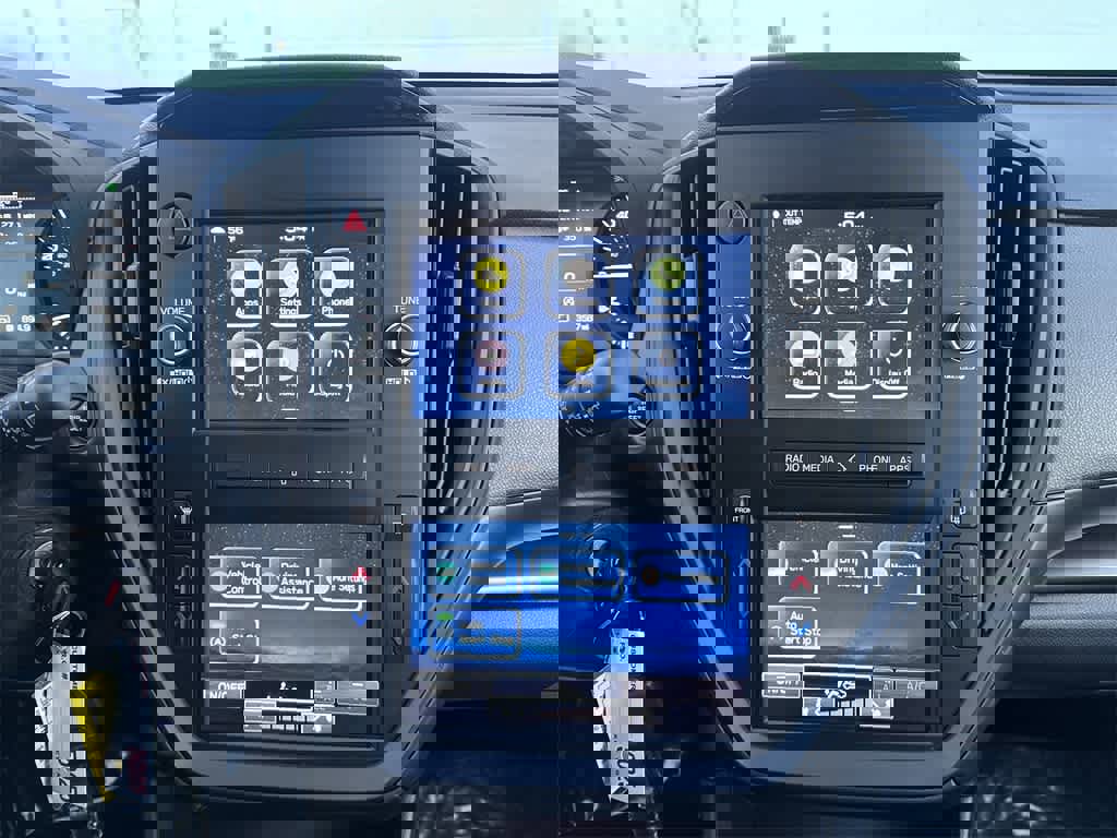 Certified 2025 Subaru Impreza 2.0i image 16