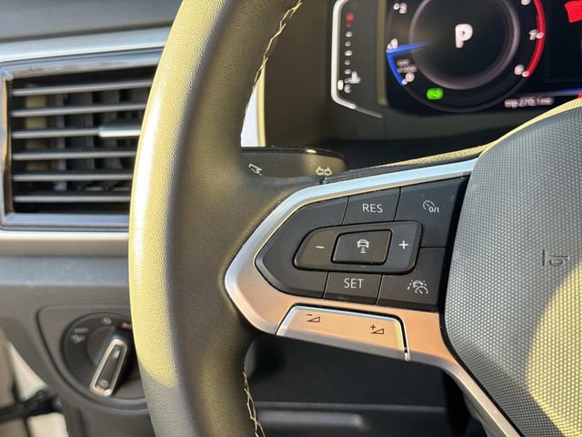 Certified 2023 Volkswagen Atlas Cross Sport SEL image 19