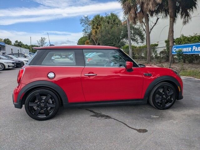 Used 2023 MINI Cooper S image 8
