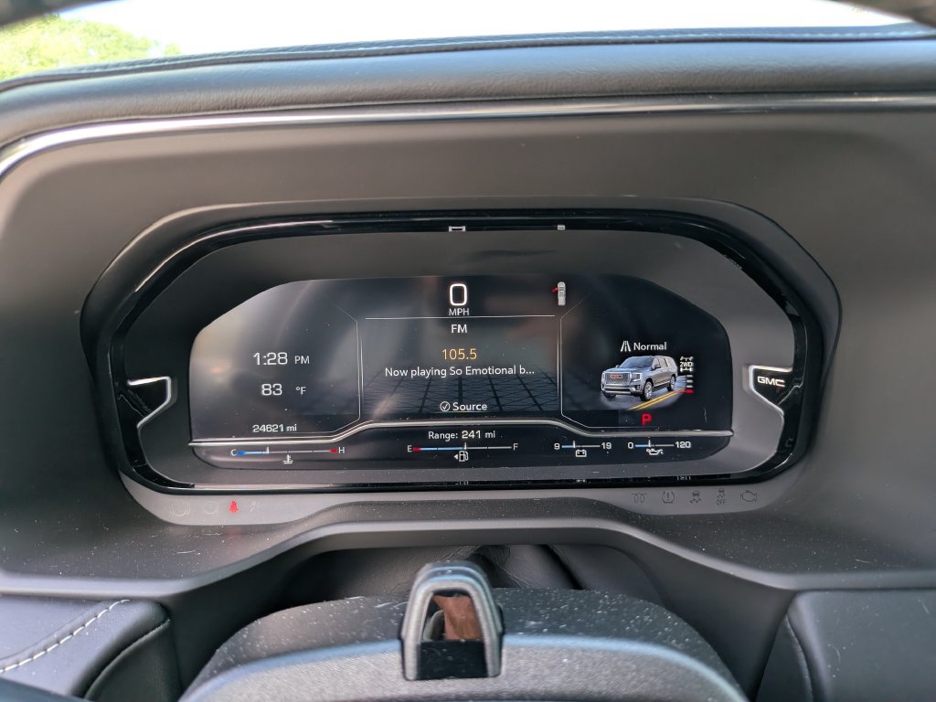 Used 2024 GMC Yukon Denali Ultimate AWD/4WD image 39