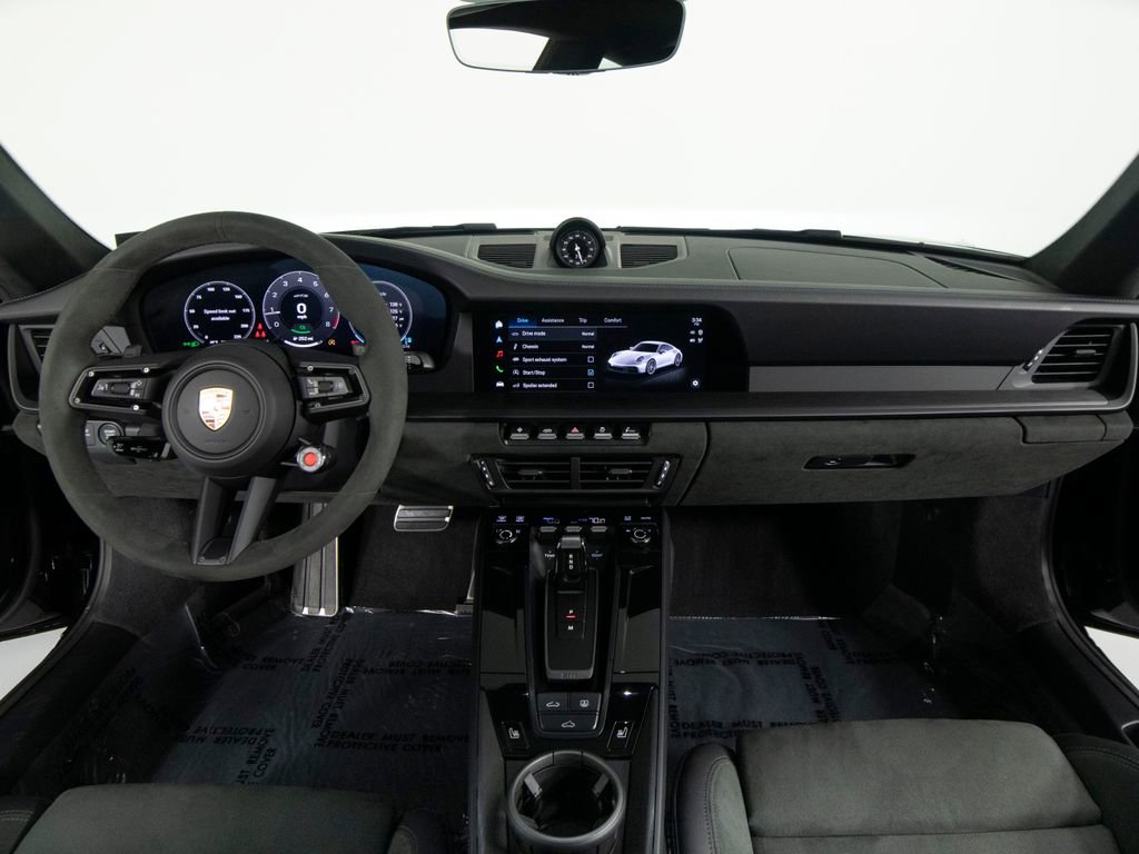 Certified 2025 Porsche 911 Carrera 4 GTS AWD/4WD image 38