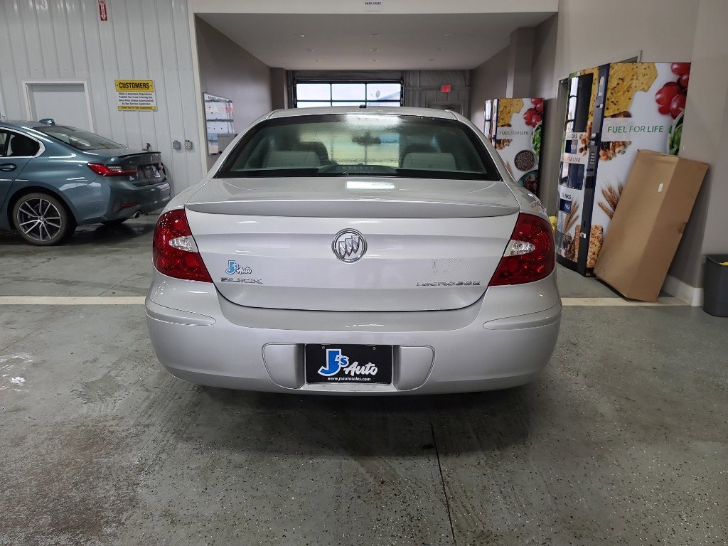 Used 2005 Buick LaCrosse CX w/ Silver Convenience Package image 5