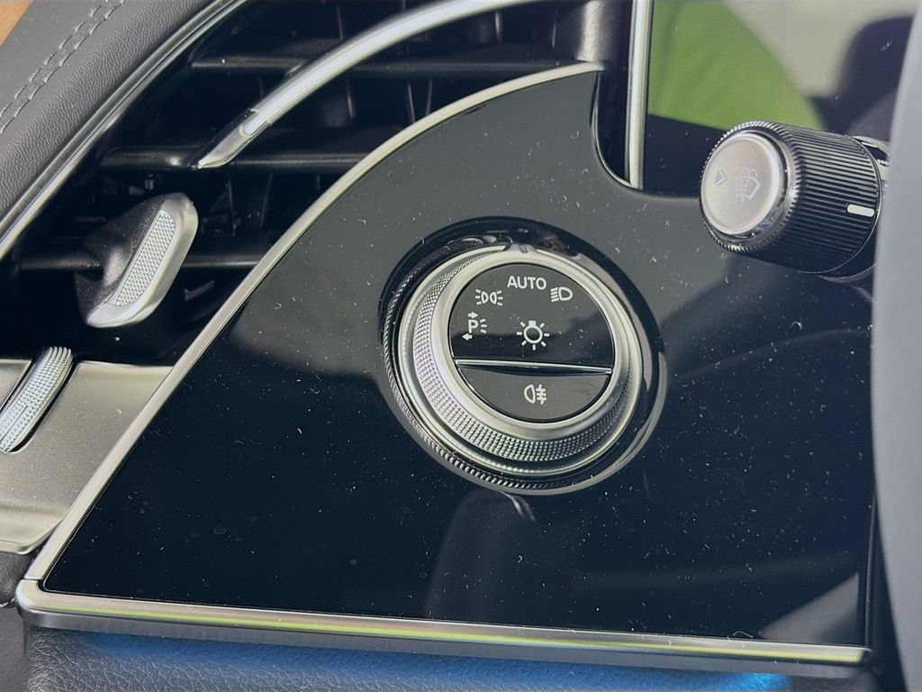 New 2026 Mercedes-Benz E 350 4MATIC Sedan image 11
