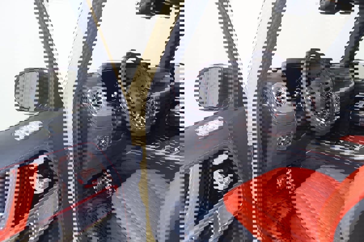 Used 2025 Mercedes-Benz G 63 AMG 4MATIC image 77