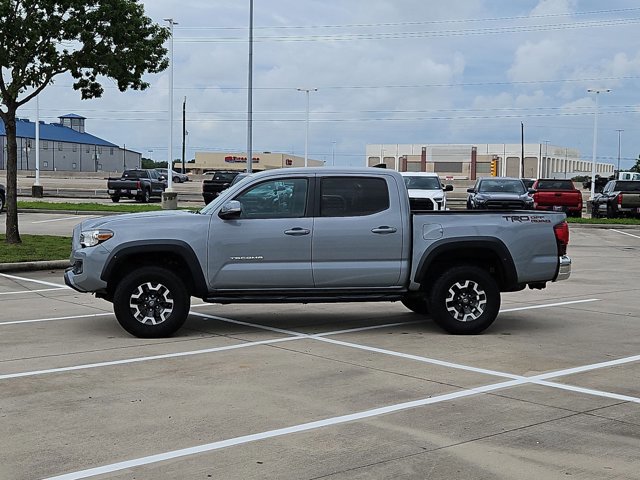 Used 2019 Toyota Tacoma TRD Off-Road RWD image 8