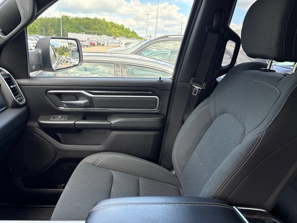 Used 2022 RAM 1500 Big Horn AWD/4WD image 12