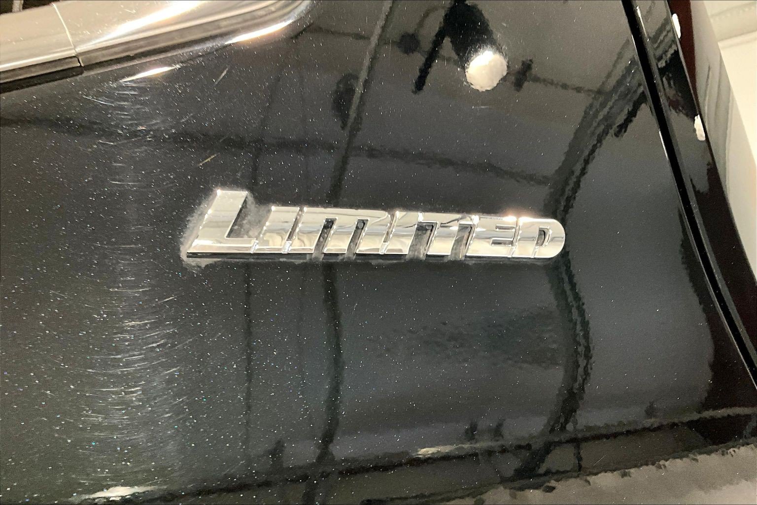Used 2025 Toyota Tundra Limited AWD/4WD image 25