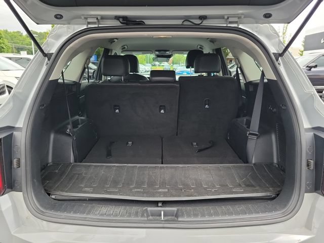 Used 2024 Kia Sorento S FWD image 8