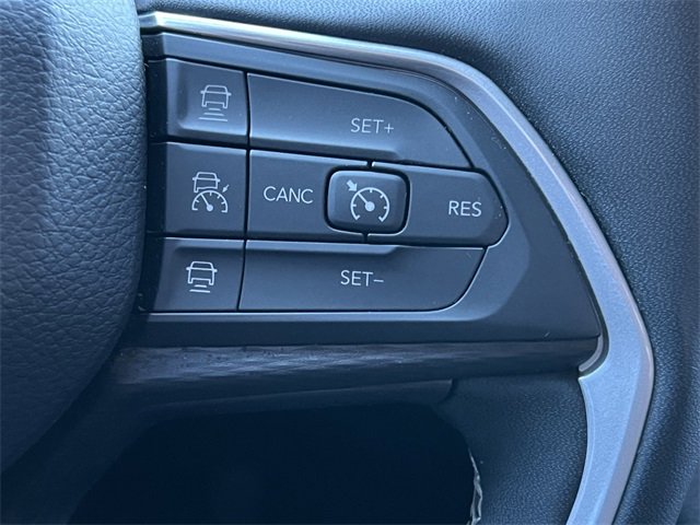 Certified 2023 Jeep Grand Cherokee Altitude image 21