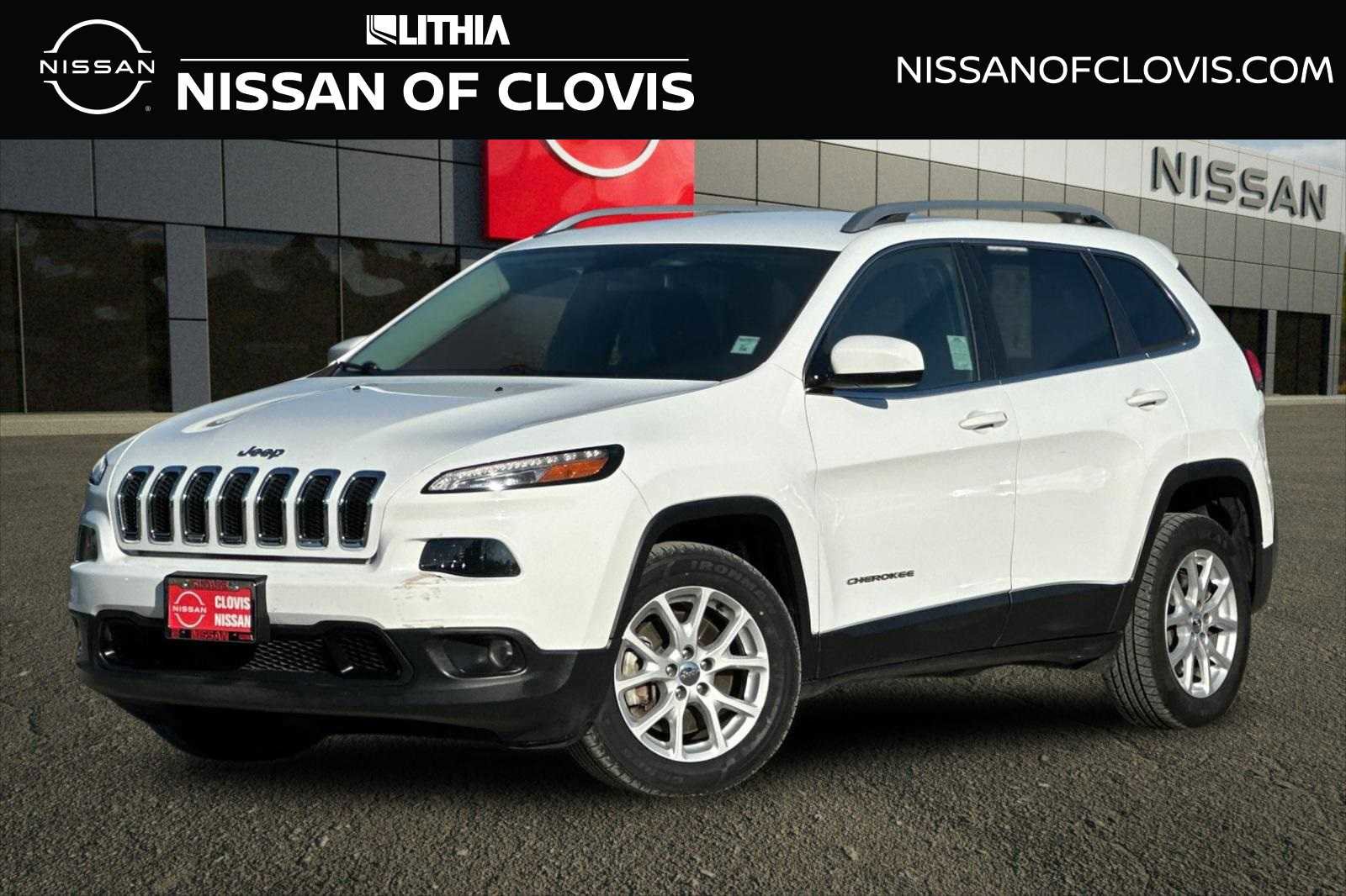 Used 2017 Jeep Cherokee Latitude image 1