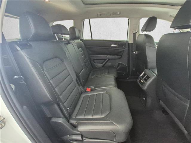 Used 2020 Volkswagen Atlas SEL R-Line AWD/4WD image 24
