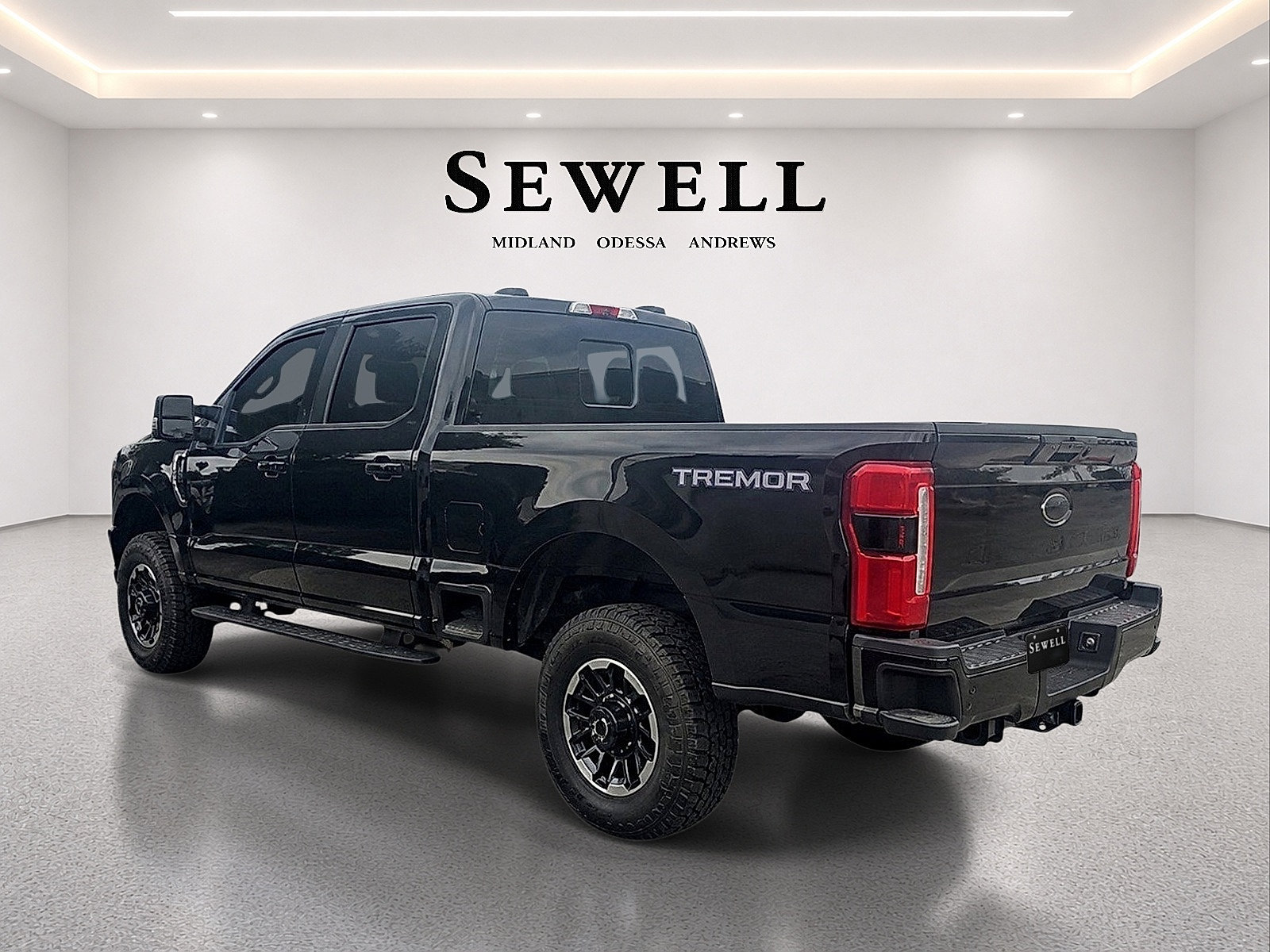 Used 2024 Ford F250 Lariat w/ Lariat Ultimate Package AWD/4WD image 5
