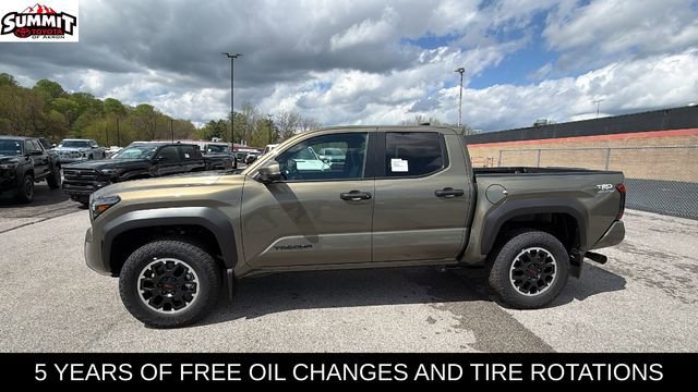 New 2026 Toyota Tacoma TRD Off-Road AWD/4WD image 2