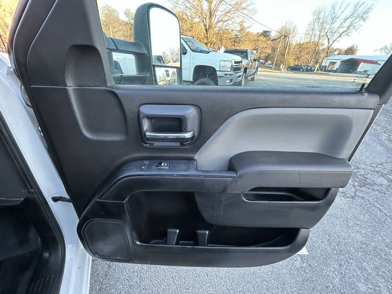 Used 2017 Chevrolet Silverado 3500 W/T image 20