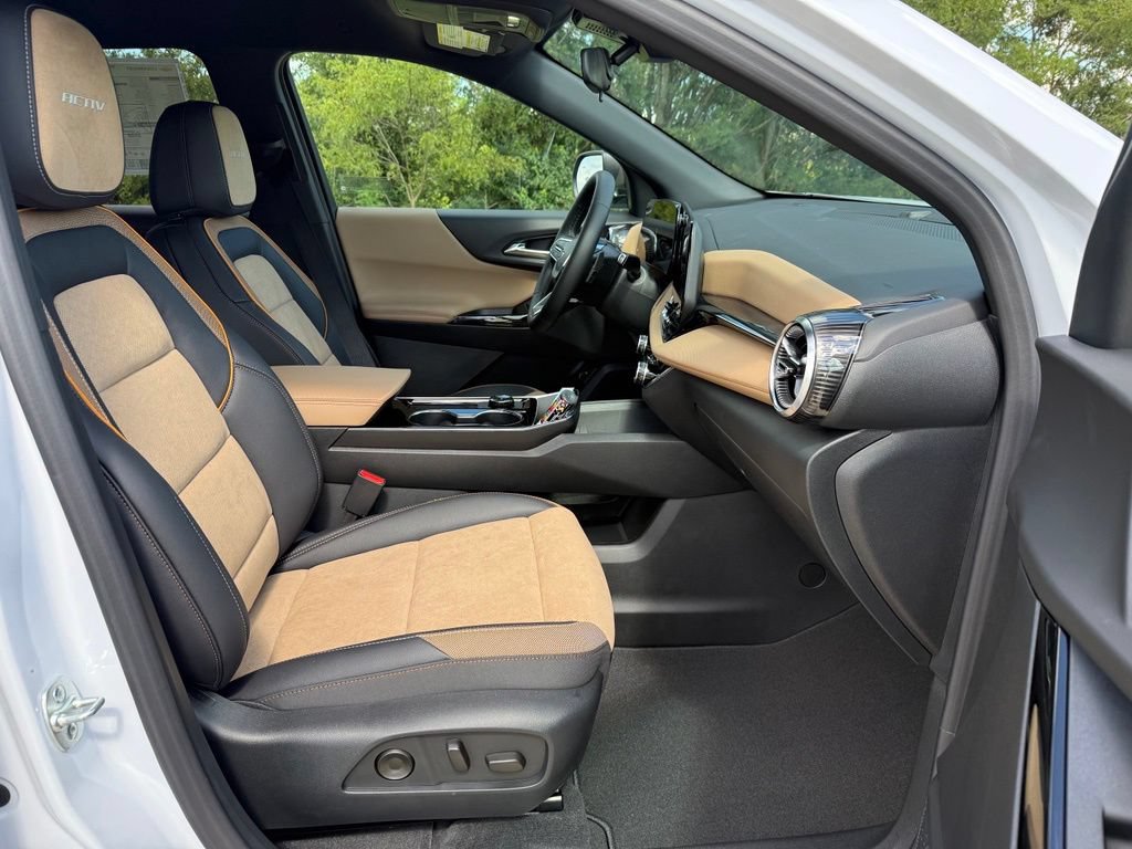 New 2027 Chevrolet Equinox ACTIV w/ Convenience Package III FWD image 23
