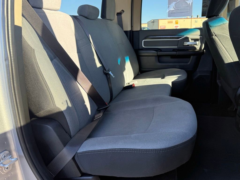 Used 2020 RAM 3500 Big Horn image 21